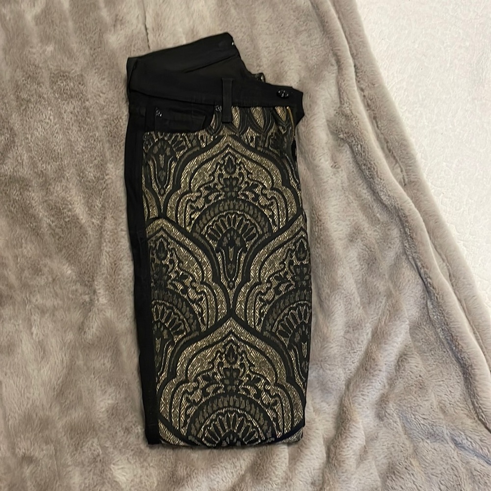 Skinny jeans